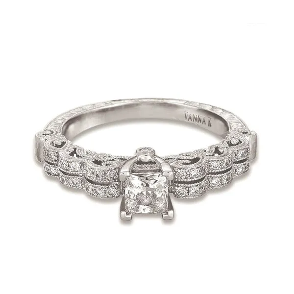 18K White Gold Diamond Engagement Ring