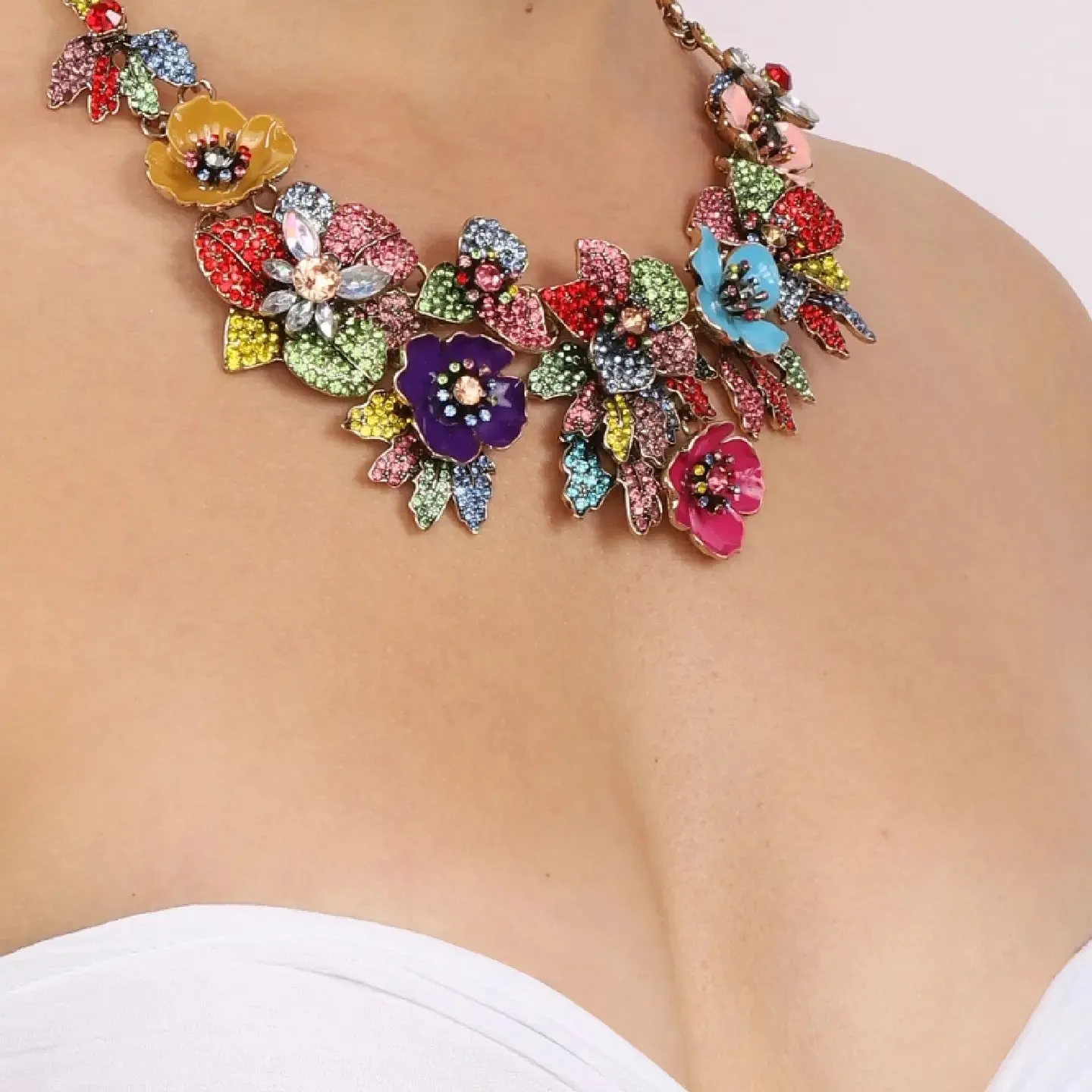 Amata Statement Necklace - Floral