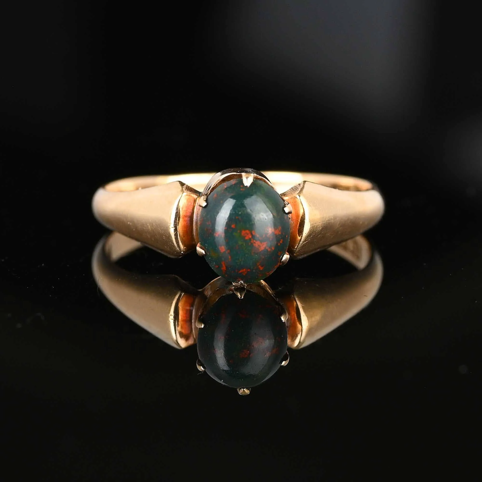 Antique Edwardian 14K Gold Bloodstone Ring