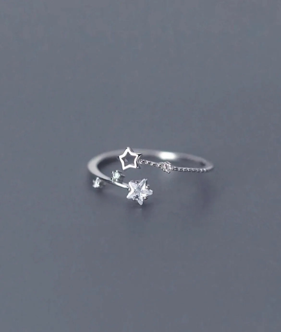 Beautiful Adjustable Star Ring