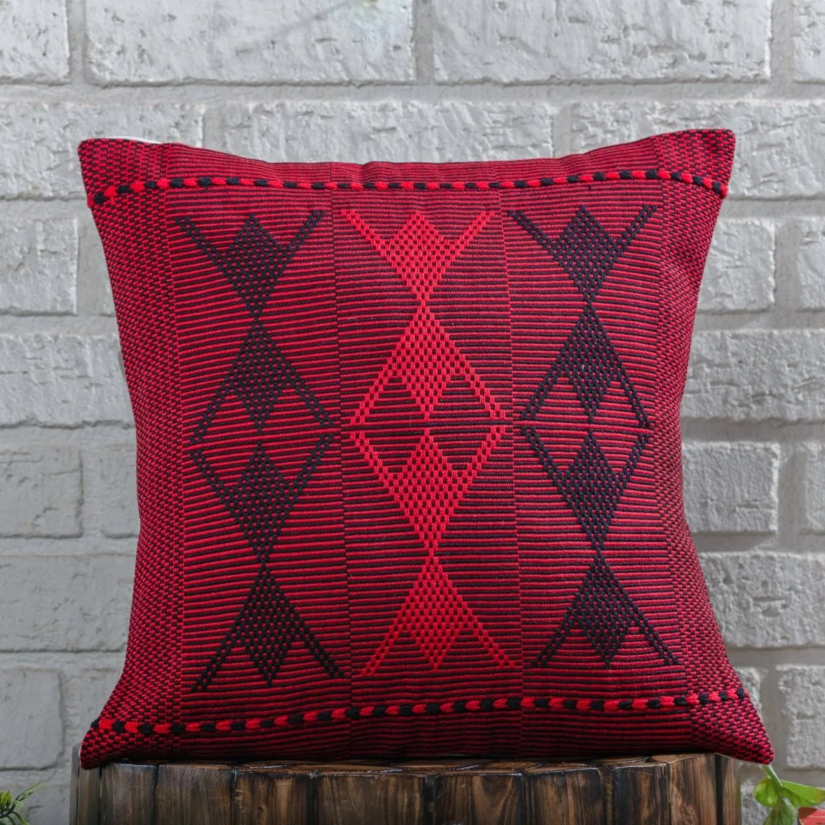 Black & Red Arrowhead Handwoven Cushion Cover