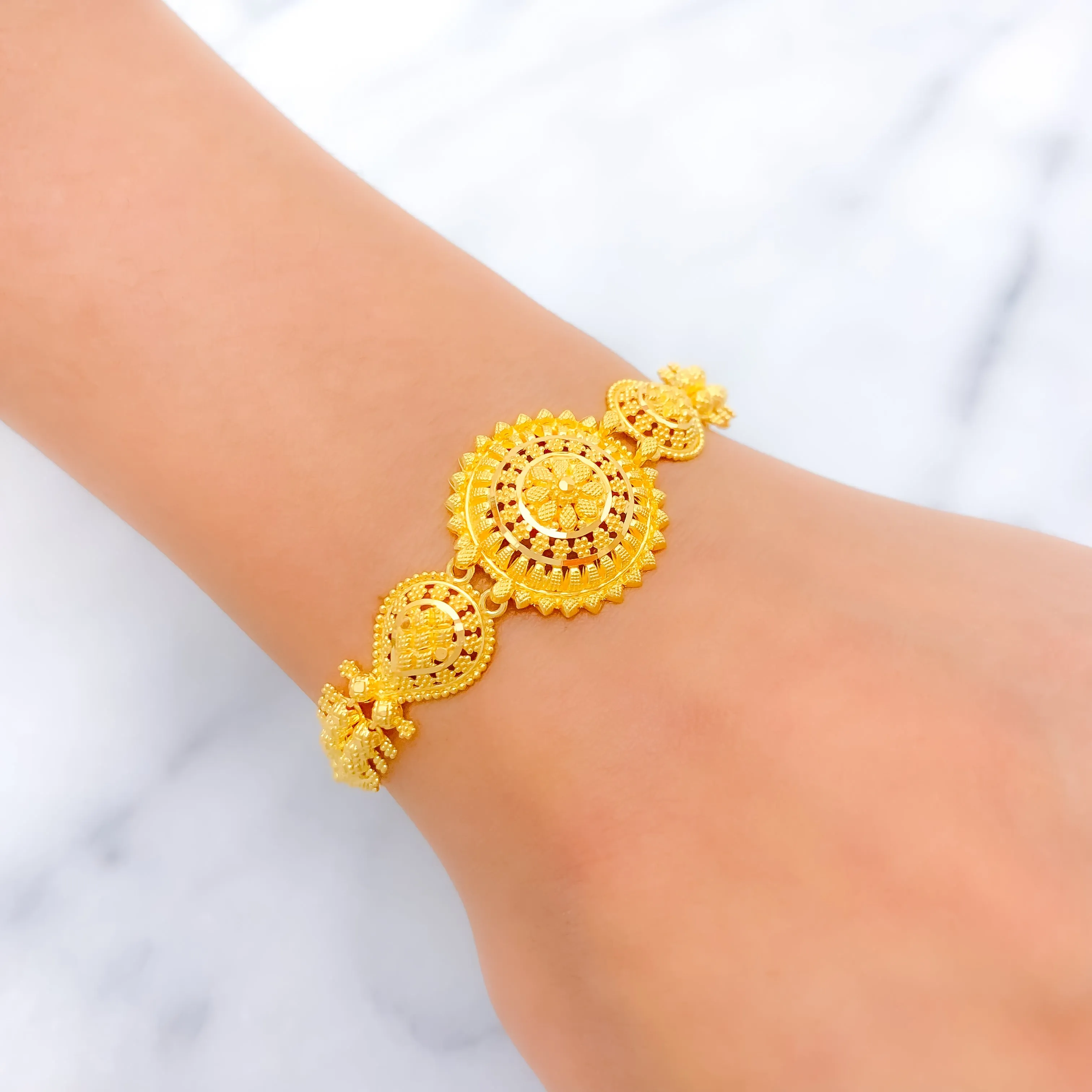 Blooming Floral Dome Bracelet