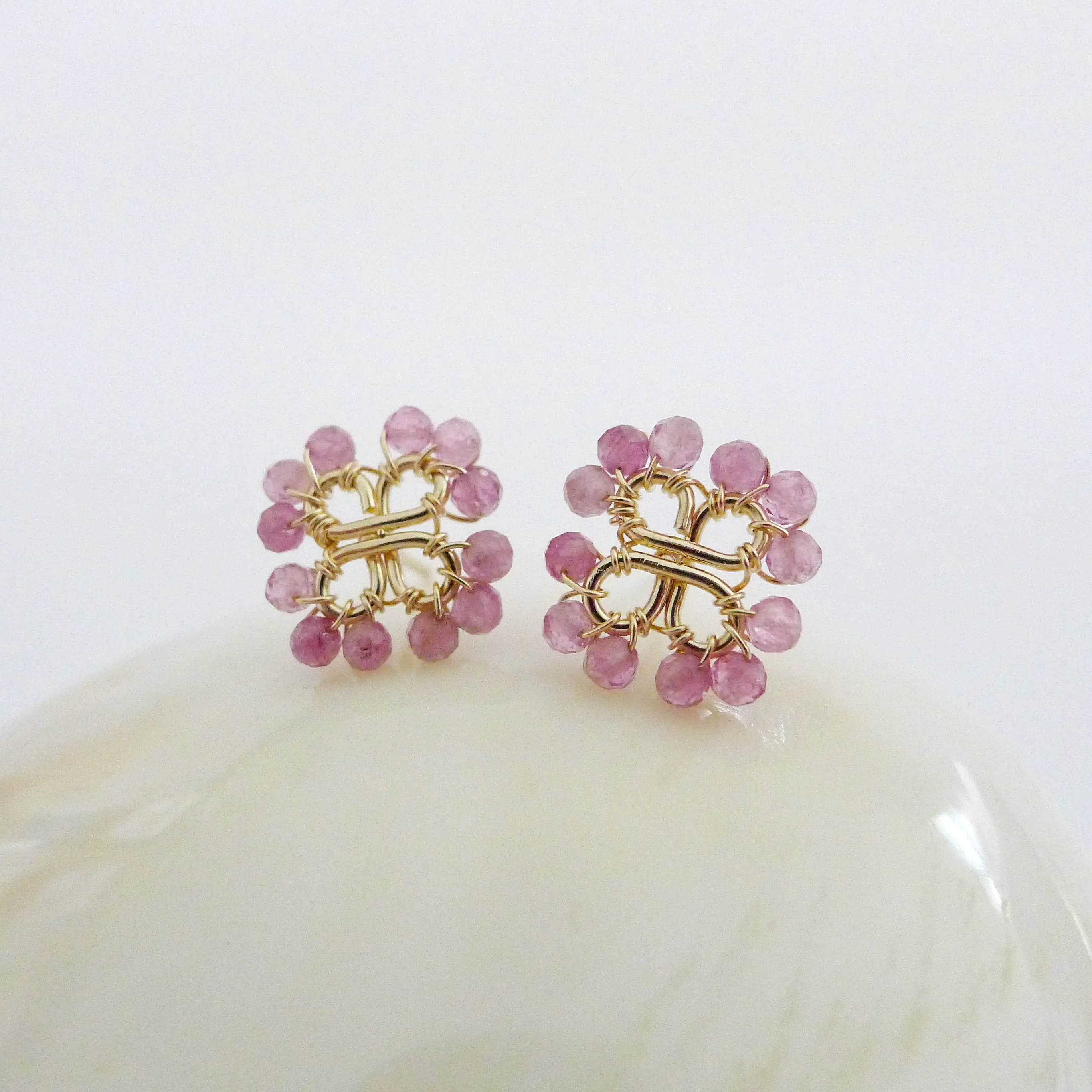 Clover Earstuds / Pink Tourmaline