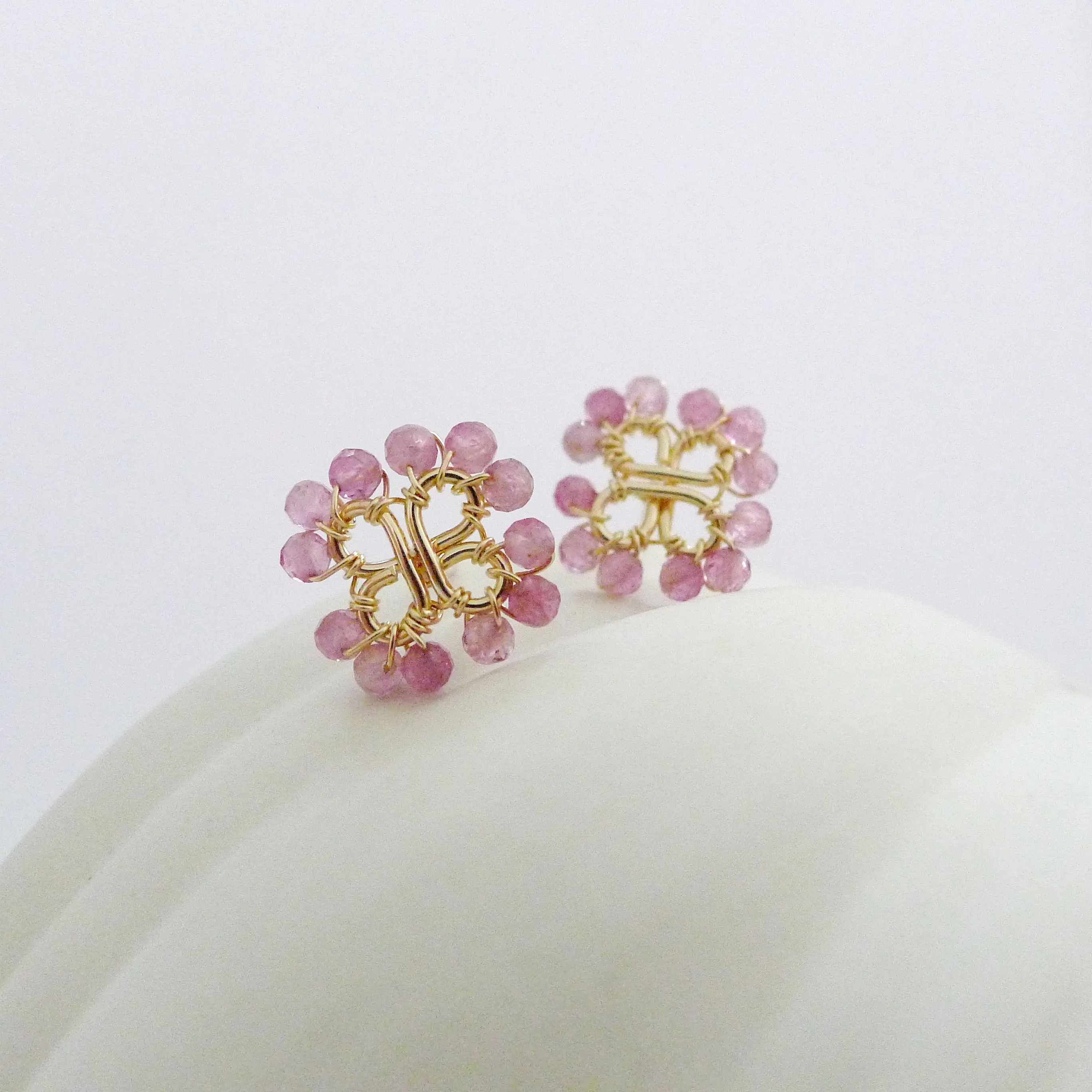 Clover Earstuds / Pink Tourmaline