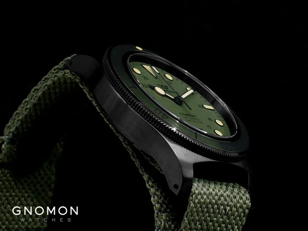 Sure, the optimized title for the e-commerce product Combat SUB 39 PVD Green Ref. GL0408 could be Military Style SUB 39 Green PVD Watch (Reference GL0408).