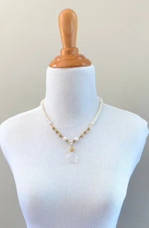 Crystal Pendant Pearl Necklace