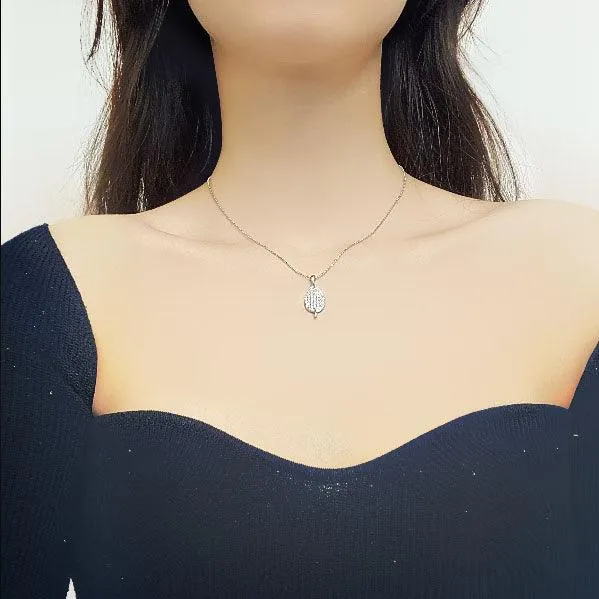 Diamond Leaf Pendant 18k