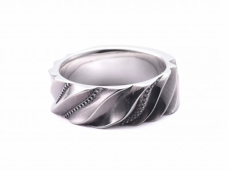 Drape Cut 7mm Ring