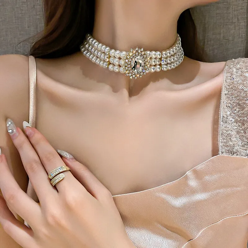 FYUAN Vintage Palace Multilayer Pearl Choker Necklaces for Women Oval Geometric Crystal Necklaces Weddings Bride Jewelry