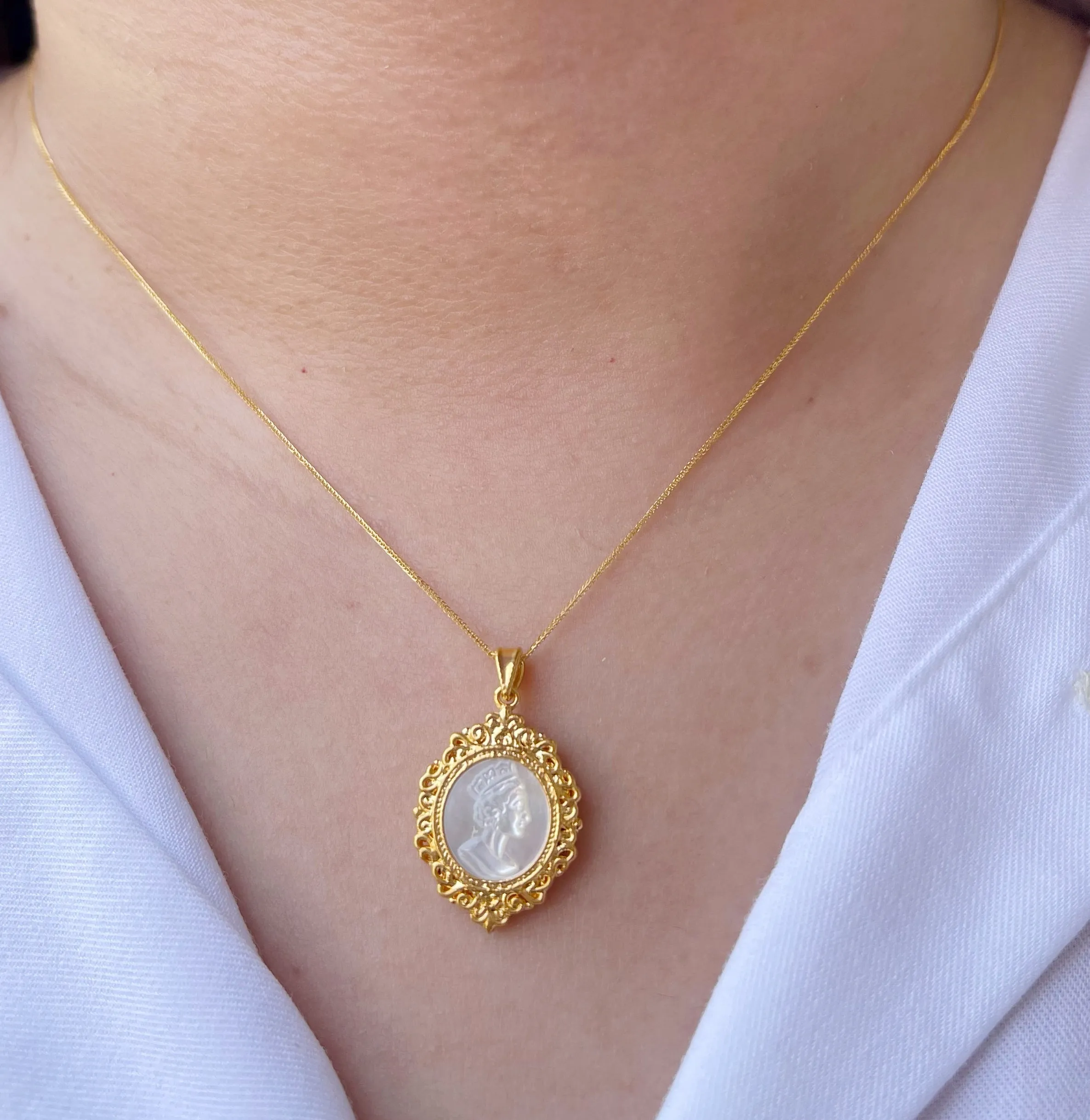 #GOLD2024 | 18K Golden Mother of Pearl Cameo Necklace Foxtail Chain