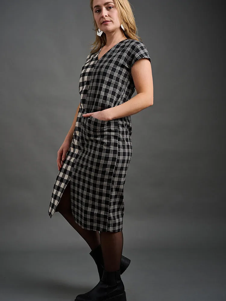 Padma Pocket Dress - Black and White Mix