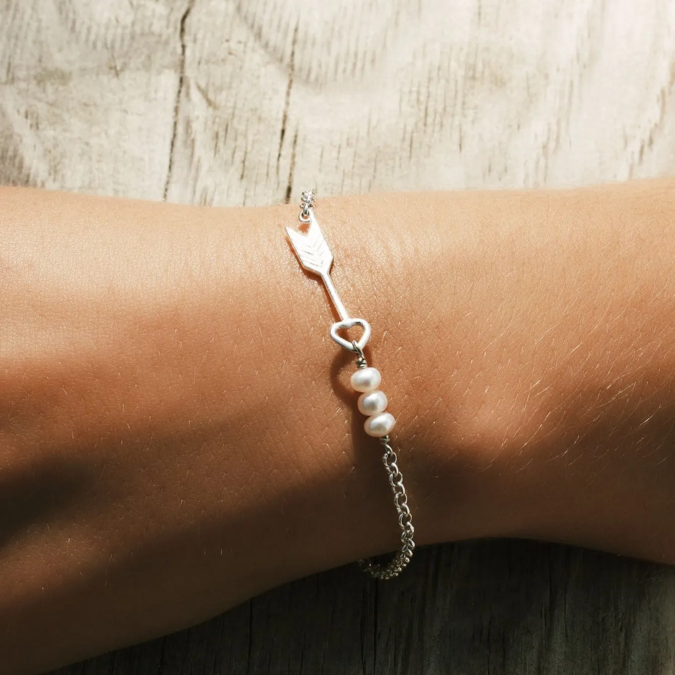 Pearl Tide Arrow Bracelet Silver