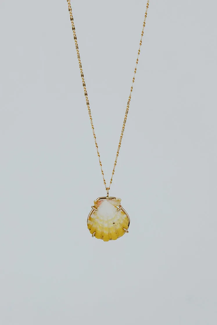 Prong Set Sunrise Shell Necklace