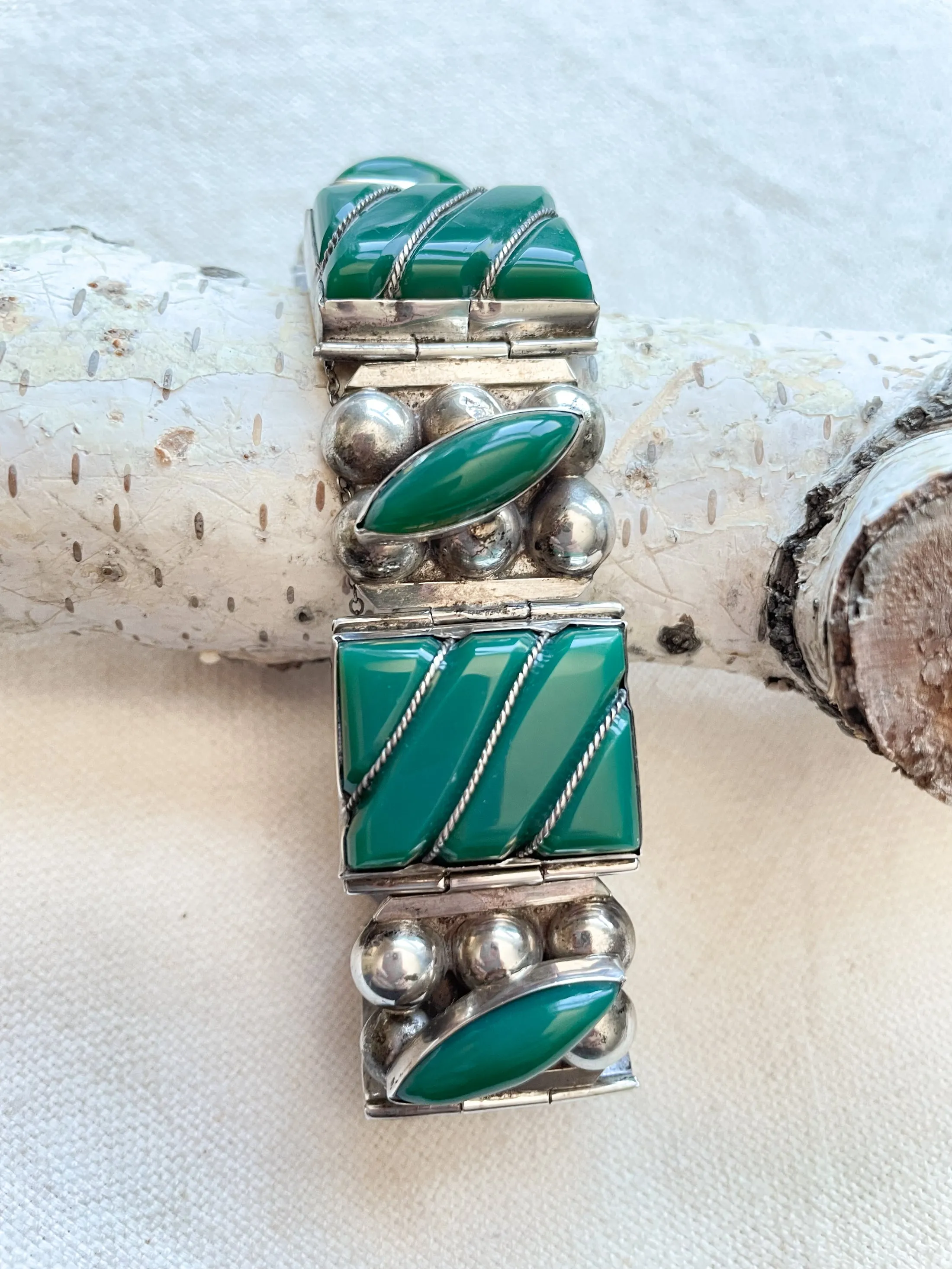 Vintage 40s Mexican 925 Sterling Silver Bracelet   Green Onyx Stones 64.4 Grams