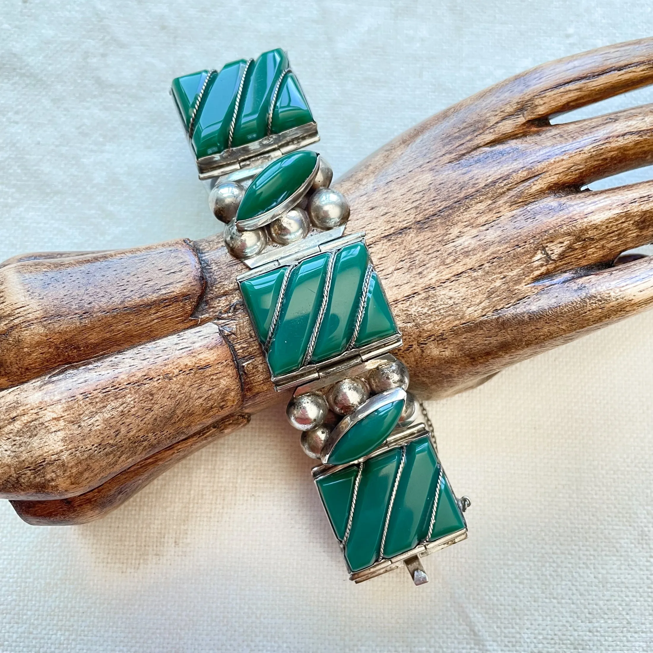 Vintage 40s Mexican 925 Sterling Silver Bracelet   Green Onyx Stones 64.4 Grams