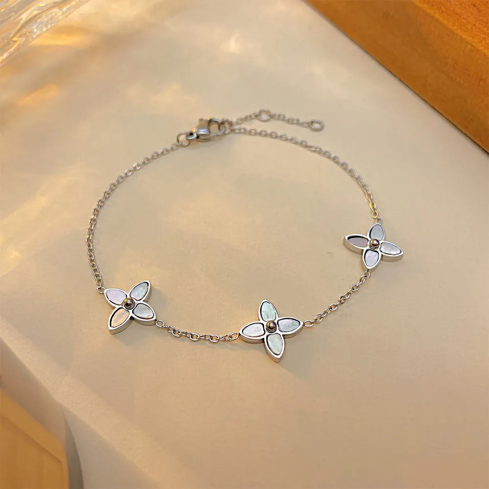 Women's fleur bracelet - silver