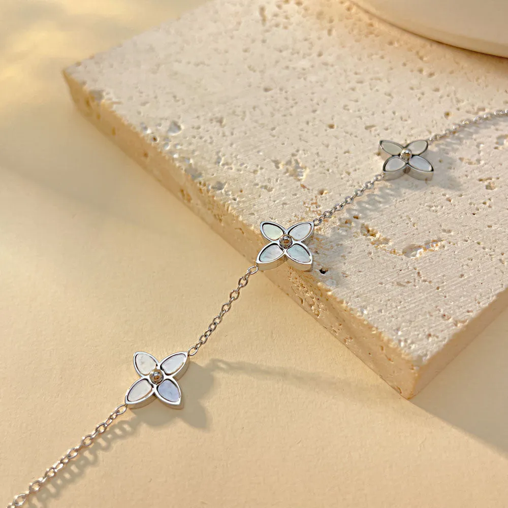 Women's fleur bracelet - silver